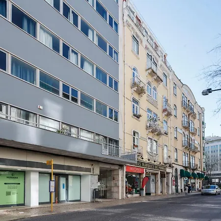 Martini Nest By Misha's Place 6a * 리스본