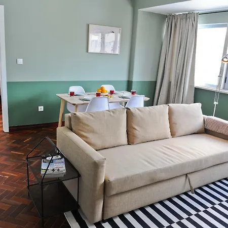 아파트 Martini Nest By Misha's Place 6a *