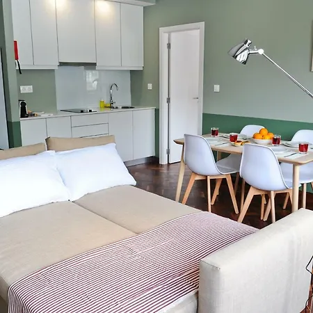 Martini Nest By Misha's Place 6a Appartement *