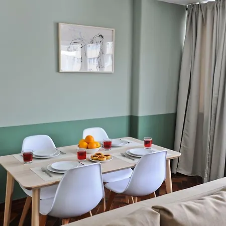 Martini Nest By Misha's Place 6a