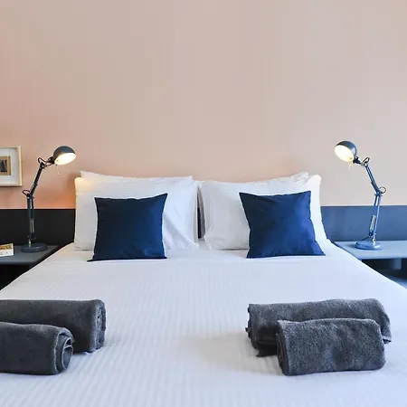 Martini Nest By Misha's Place 6a 公寓