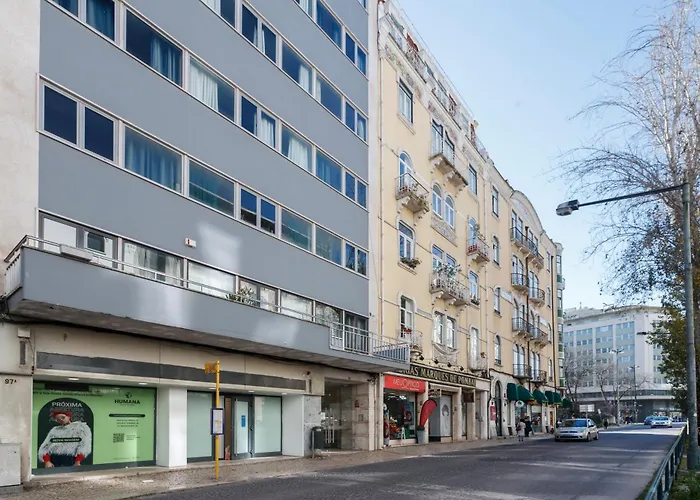 Martini Nest By Misha's Place 6a * Lisboa