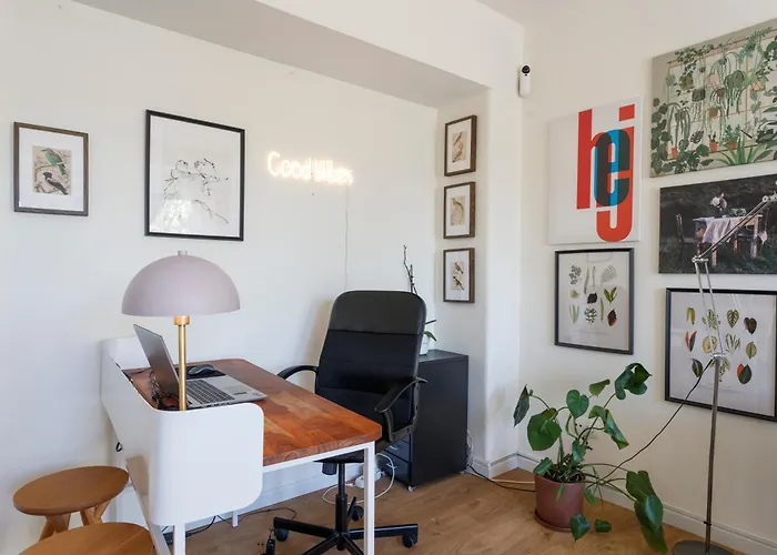 Martini Nest By Misha's Place 6a