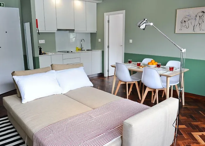 Martini Nest By Misha's Place 6a Διαμέρισμα *