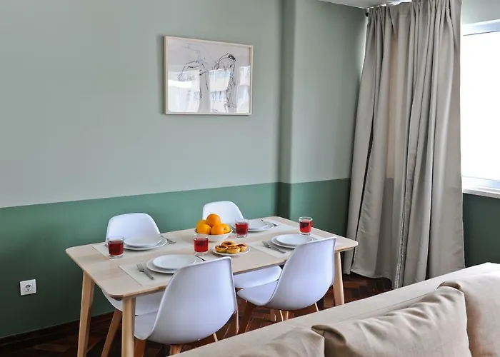 Martini Nest By Misha's Place 6a