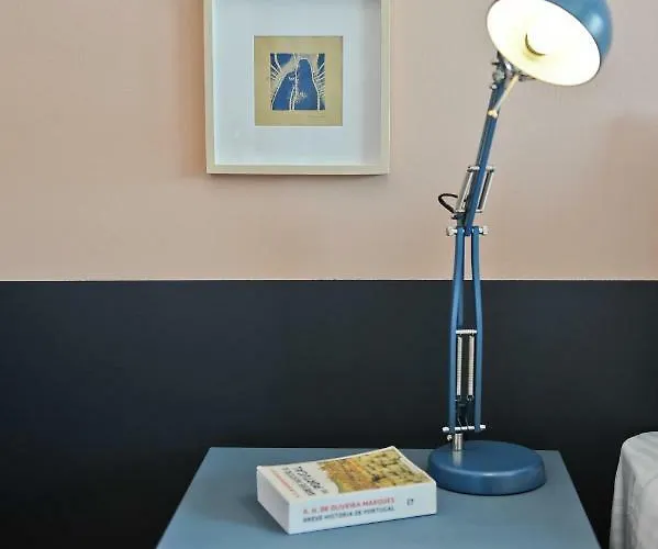 Martini Nest By Misha's Place 6a * Lisboa